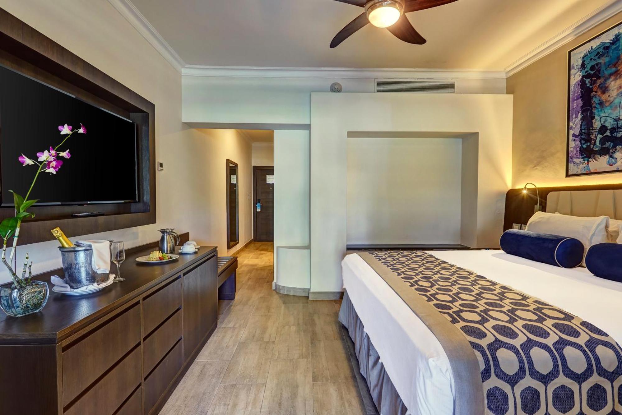 Royalton Splash Punta Cana, An Autograph Collection All-Inclusive Resort & Casino Ngoại thất bức ảnh